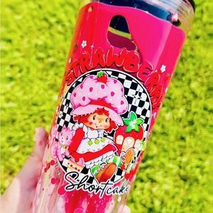 24oz acrylic lava snowglobe Strawberry Shortcake Tumbler